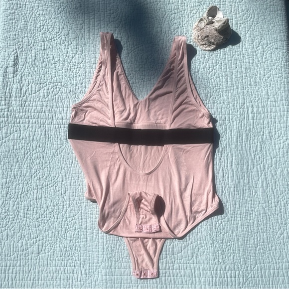 BLUSH Lingerie Bodysuit - Picture 4 of 7